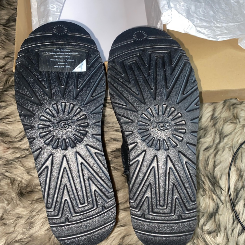 Black Womens UGGS